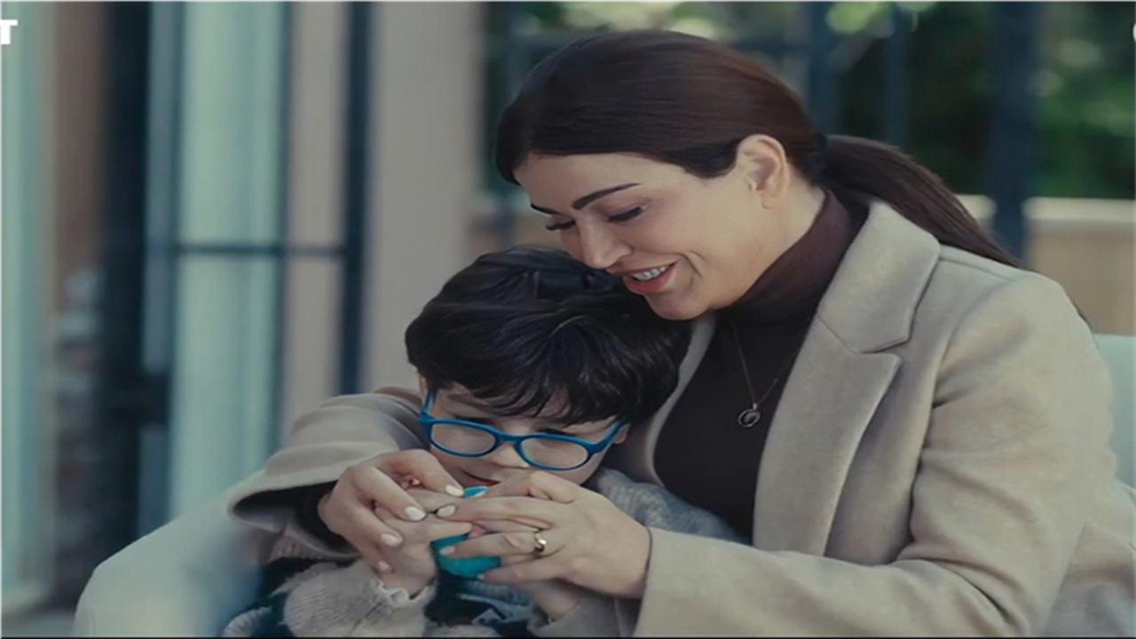 توقعات الحلقة 11 من اللون الأزرق: هل تبدأ آمنة رحلة الحمل؟